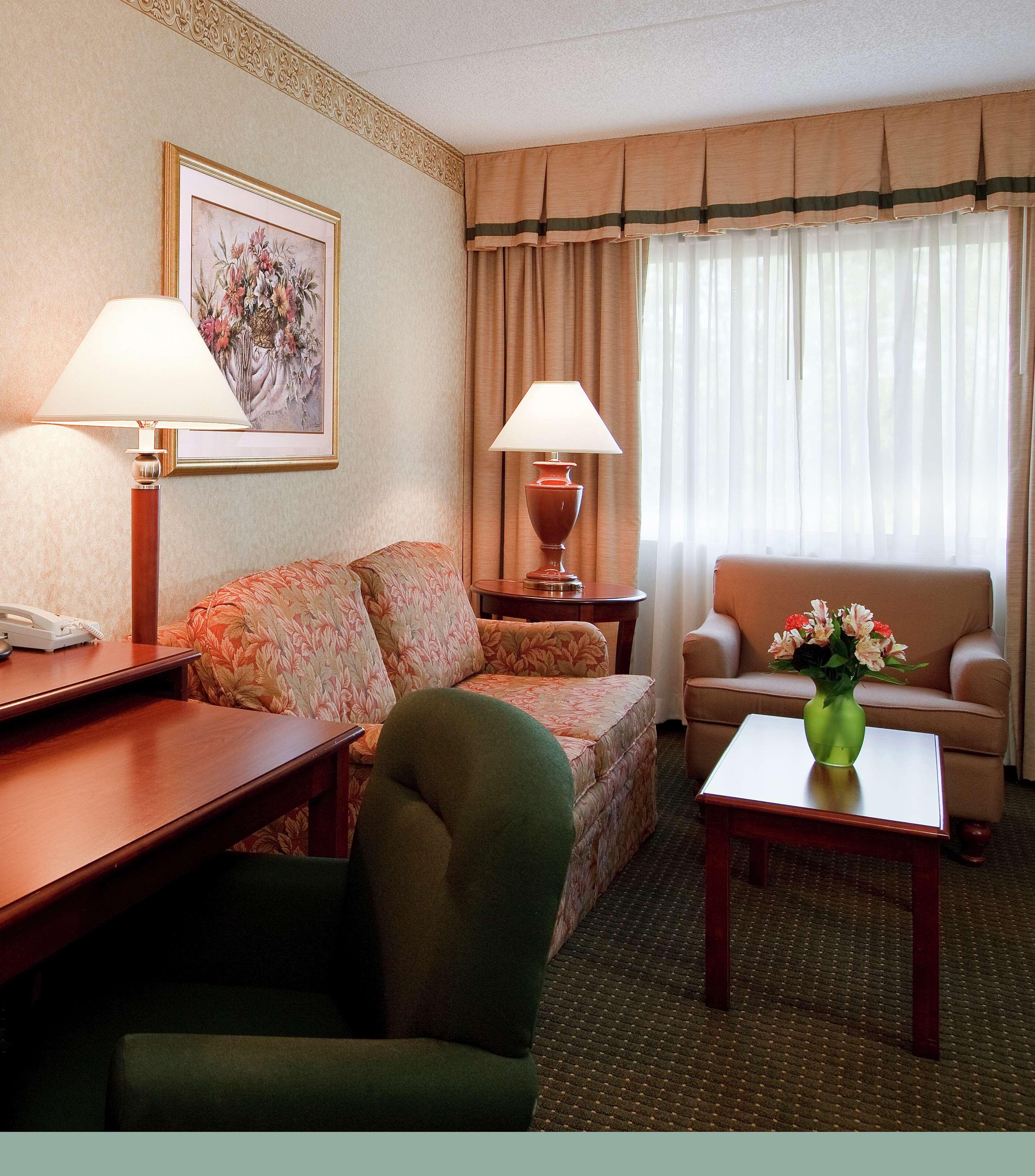 Doubletree Suites By Hilton Hotel Cincinnati - Blue Ash Sharonville Buitenkant foto