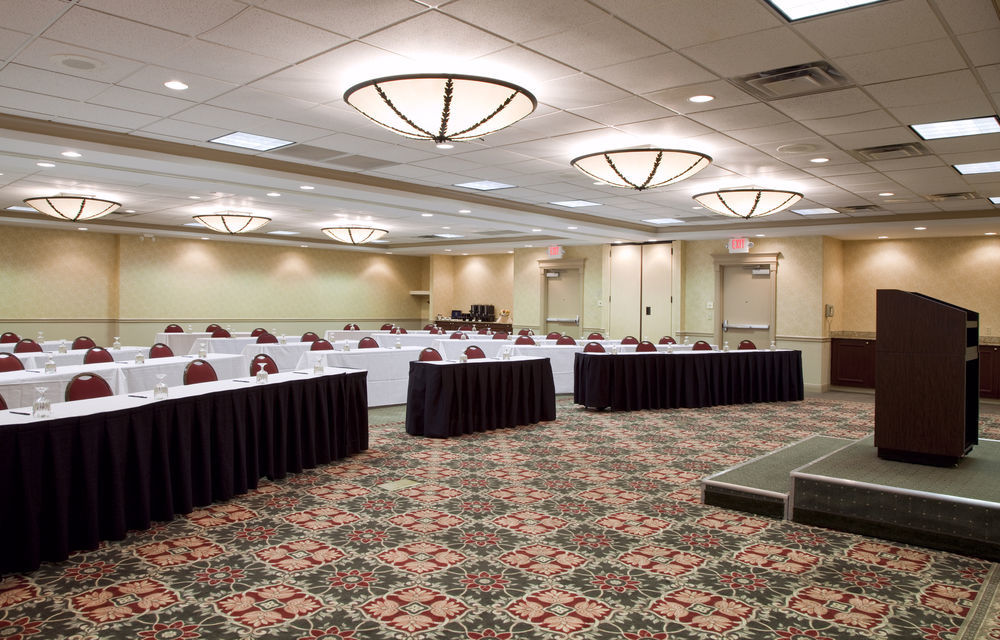 Doubletree Suites By Hilton Hotel Cincinnati - Blue Ash Sharonville Faciliteiten foto