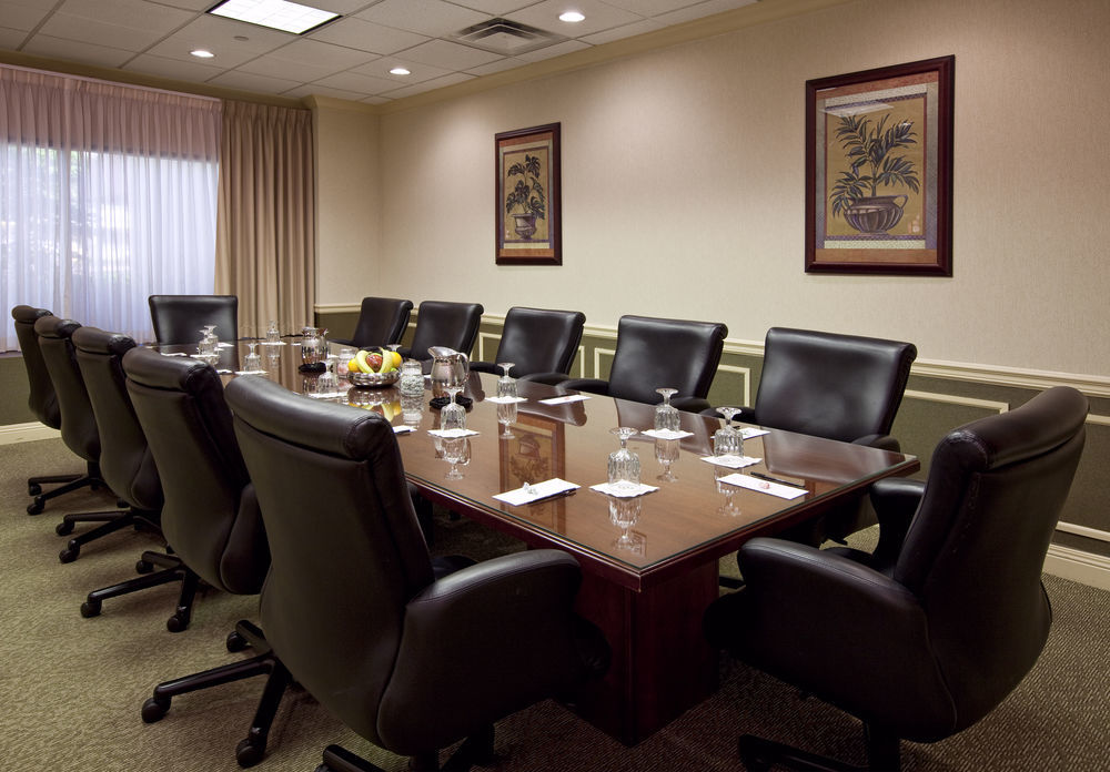 Doubletree Suites By Hilton Hotel Cincinnati - Blue Ash Sharonville Faciliteiten foto